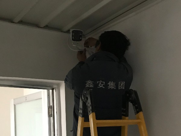 安裝無線視頻監(jiān)控?cái)z像頭和有線視頻監(jiān)控?cái)z像頭