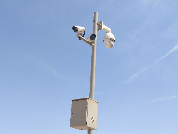 監(jiān)控?cái)z像頭多少錢