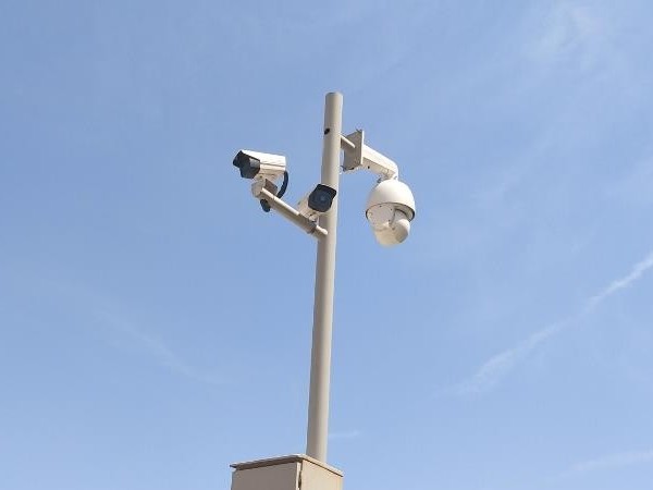 視頻監(jiān)控系統(tǒng)總是能記錄下很多感人的事情，處處訴說(shuō)著普通人的偉大！