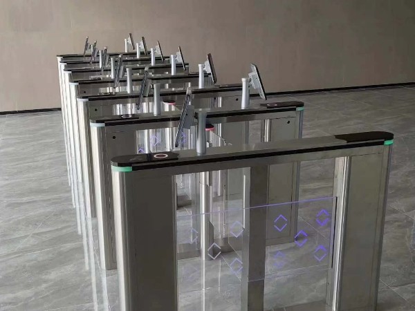 人臉識(shí)別門(mén)禁系統(tǒng)有哪些功能？快來(lái)了解吧！