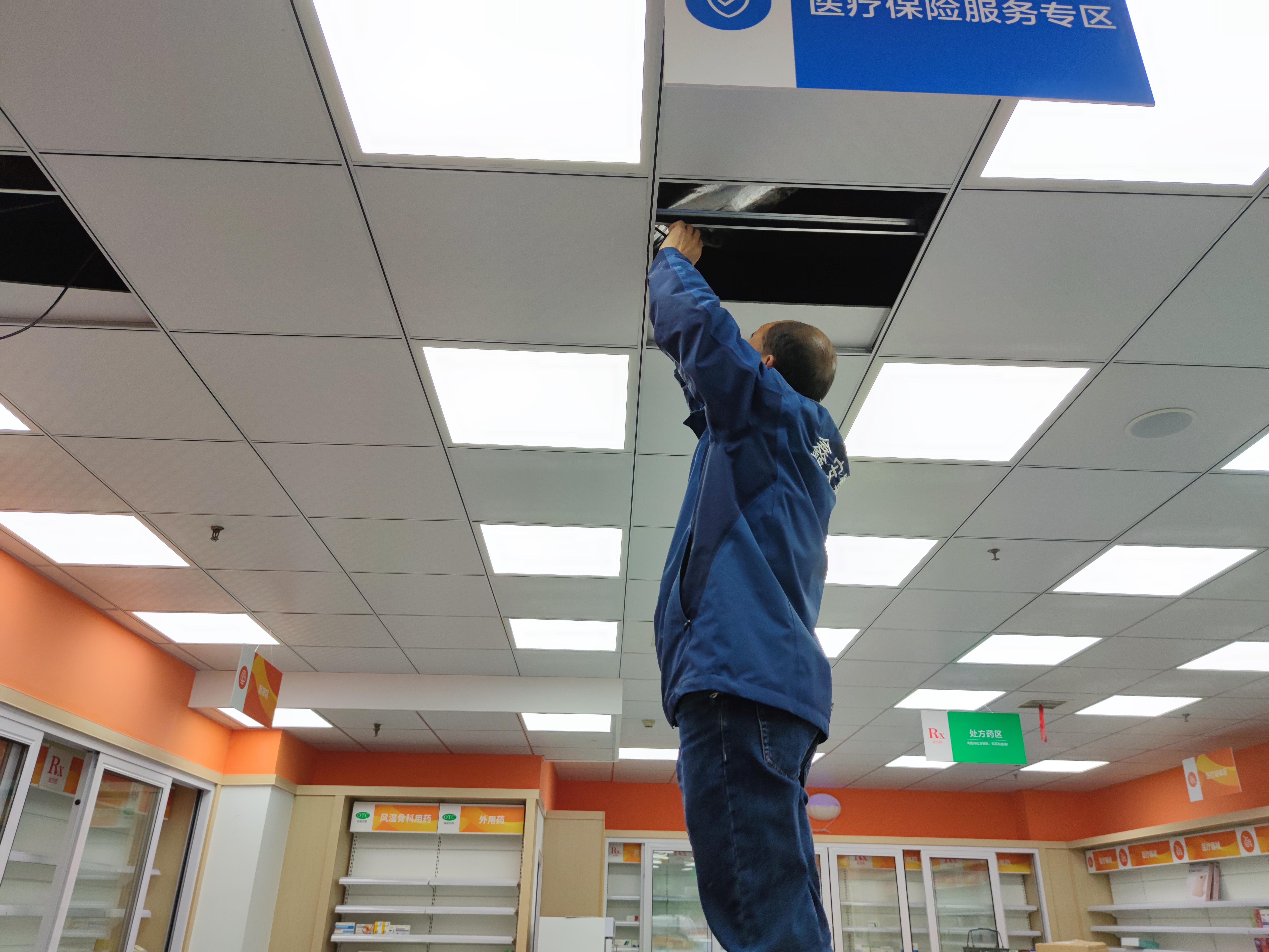 什么是AI智能視頻監(jiān)控系統(tǒng)？它的功能又有那些？